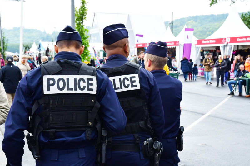 Policier du Service de Protection