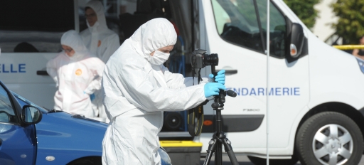 Gendarme de l'unit� de recherche